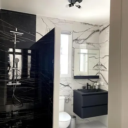 شقة Luxury Family Getaway باريس