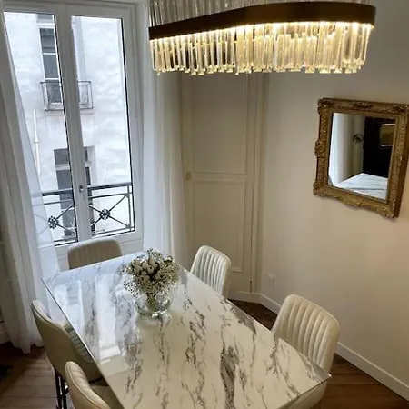 Luxury Family Getaway شقة *