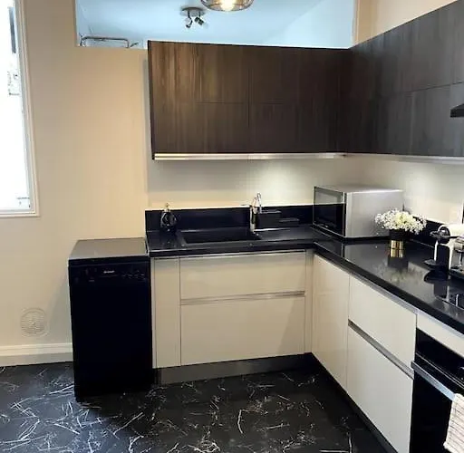 Apartment Luxury Family Getaway Paris