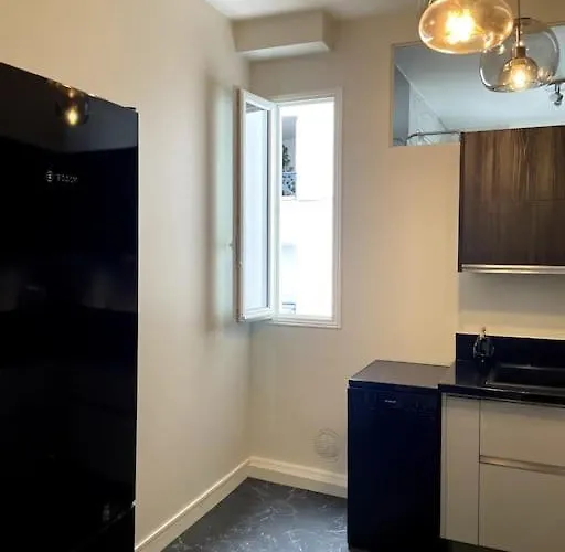 Luxury Family Getaway Apartment Paris