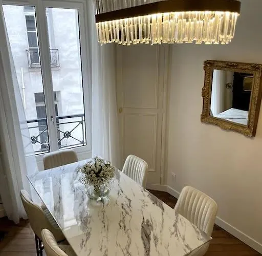 Luxury Family Getaway Apartment *